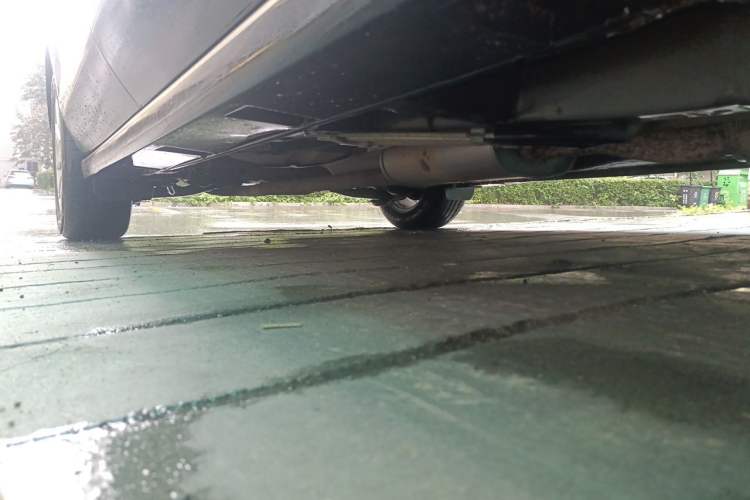 Used Mazda 8 2015 2.5L Flagship Edition Chassis Front Right