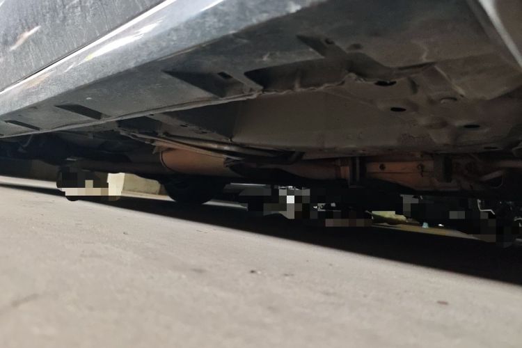 Used Mazda 8 2015 2.5L Flagship Edition Chassis Front Right