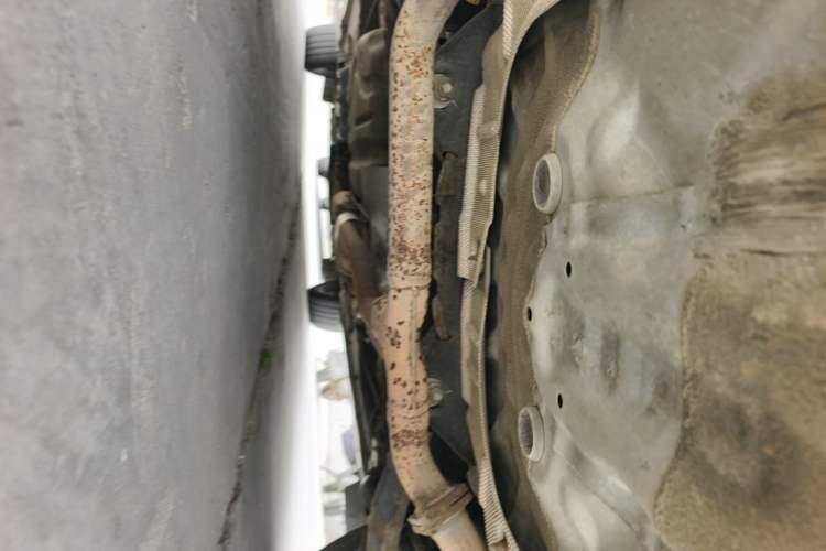 Used Mazda 8 2015 2.5L Ultimate Edition Chassis Rear