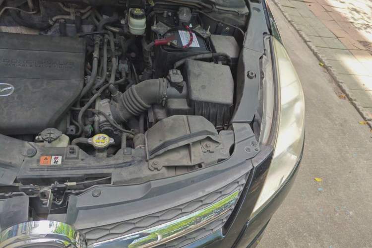 Used Mazda 8 2015 2.5L Elite Edition Engine Bay Left