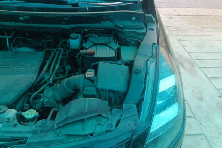 Used Mazda 8 2015 2.5L Flagship Edition Engine Bay Left