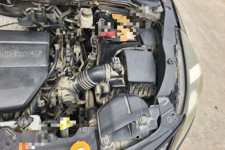 Used Mazda 8 2015 2.5L Ultimate Edition Engine Bay Left