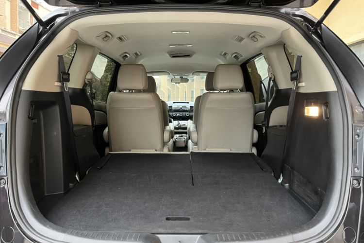 Used Mazda 8 2015 2.5L Elite Edition Exterior 12