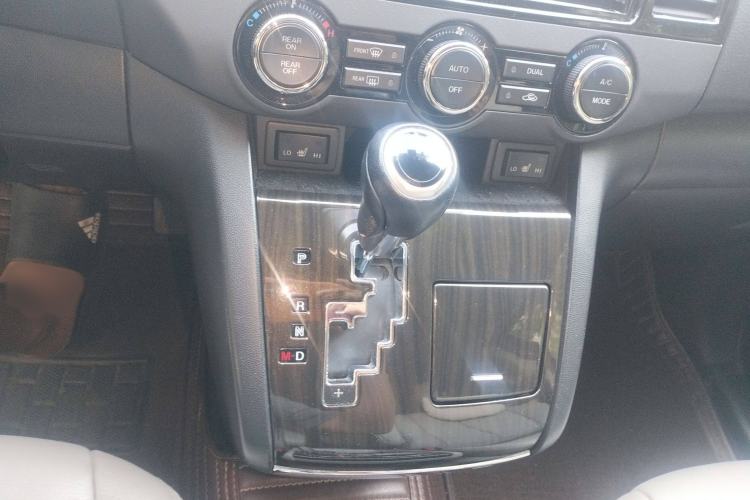 Used Mazda 8 2015 2.5L Flagship Edition Gear Lever