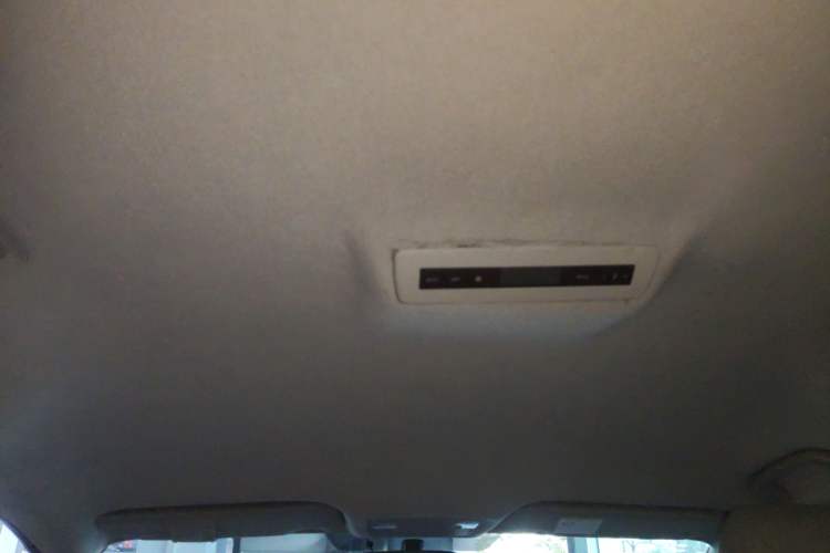 Used Mazda 8 2015 2.5L Elite Edition Headliner