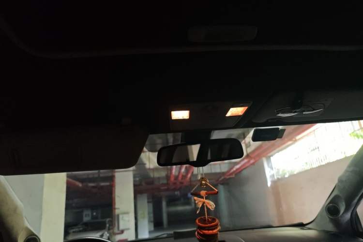 Used Mazda 8 2015 2.5L Flagship Edition Headliner