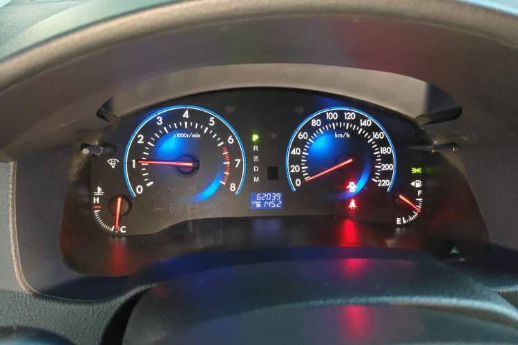 Used Mazda 8 2015 2.5L Flagship Edition Instrument Cluster