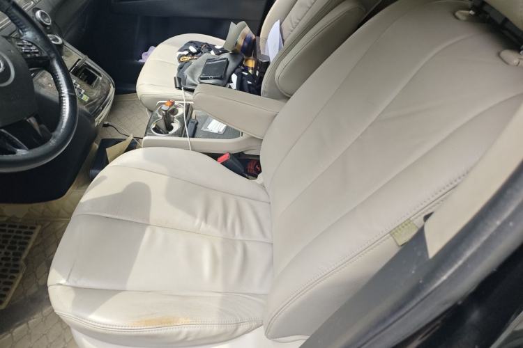 Used Mazda 8 2015 2.5L Flagship Edition Left Front Seat
