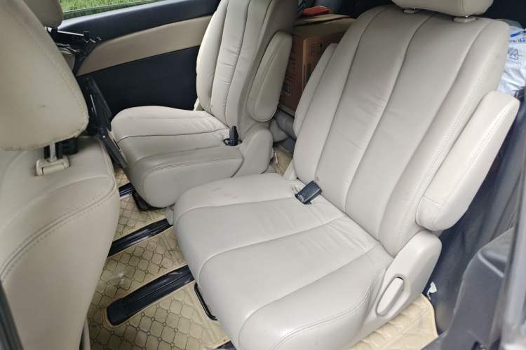 Used Mazda 8 2015 2.5L Flagship Edition Left Rear Seat
