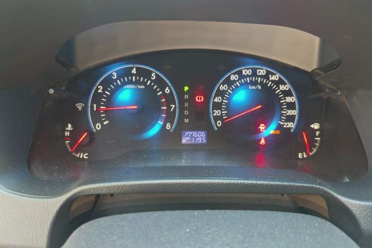 Used Mazda 8 2015 2.5L Elite Edition Odometer Close Up