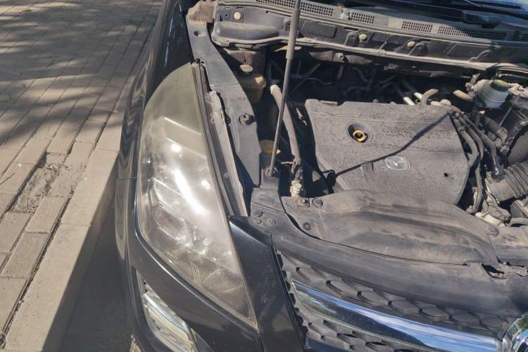 Used Mazda 8 2015 2.5L Ultimate Edition Right Front Headlight