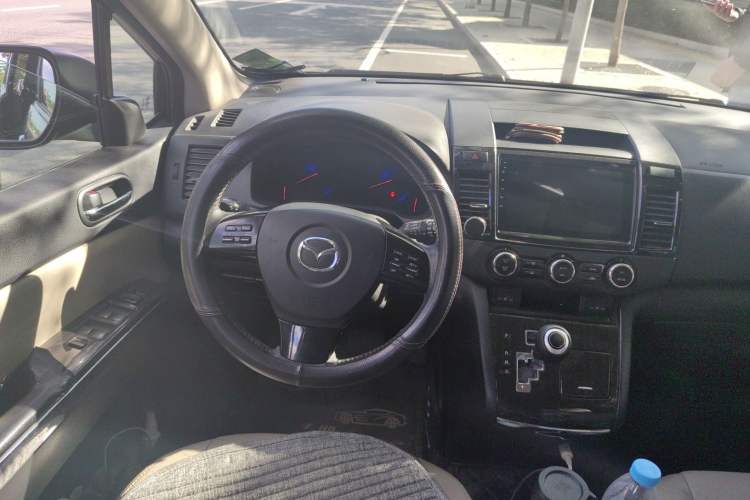 Used Mazda 8 2015 2.5L Ultimate Edition Steering Wheel