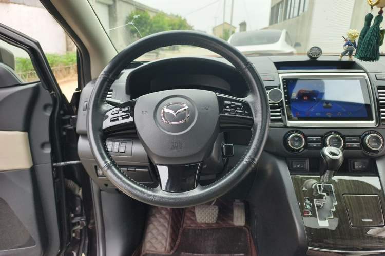 Used Mazda 8 2015 2.5L Ultimate Edition Steering Wheel