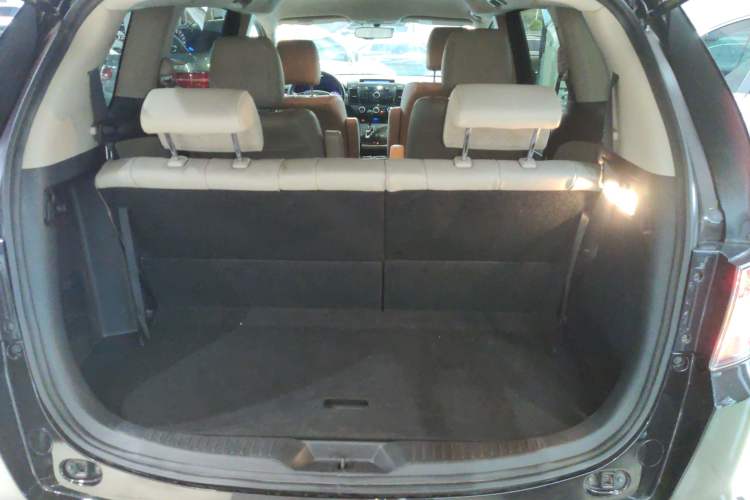 Used Mazda 8 2015 2.5L Elite Edition Trunk