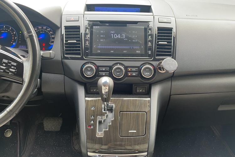 Used Mazda 8 2015 2.5L Flagship Edition Audio And AC Panel