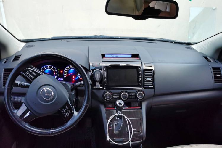 Used Mazda 8 2015 2.5L Ultimate Edition Center Console