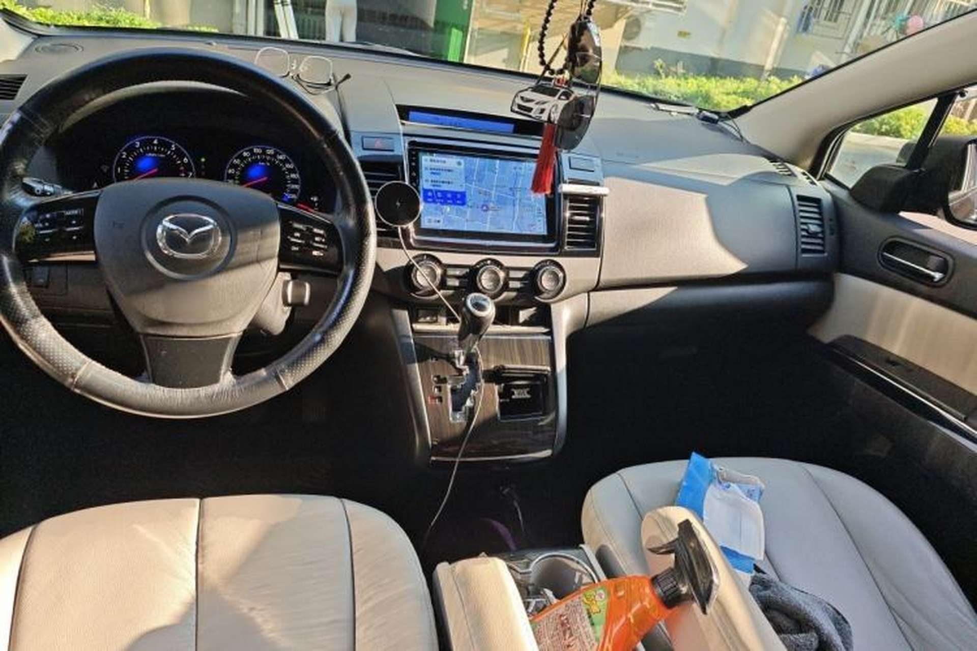 Used Mazda 8 2015 2.5L Ultimate Edition Center Console