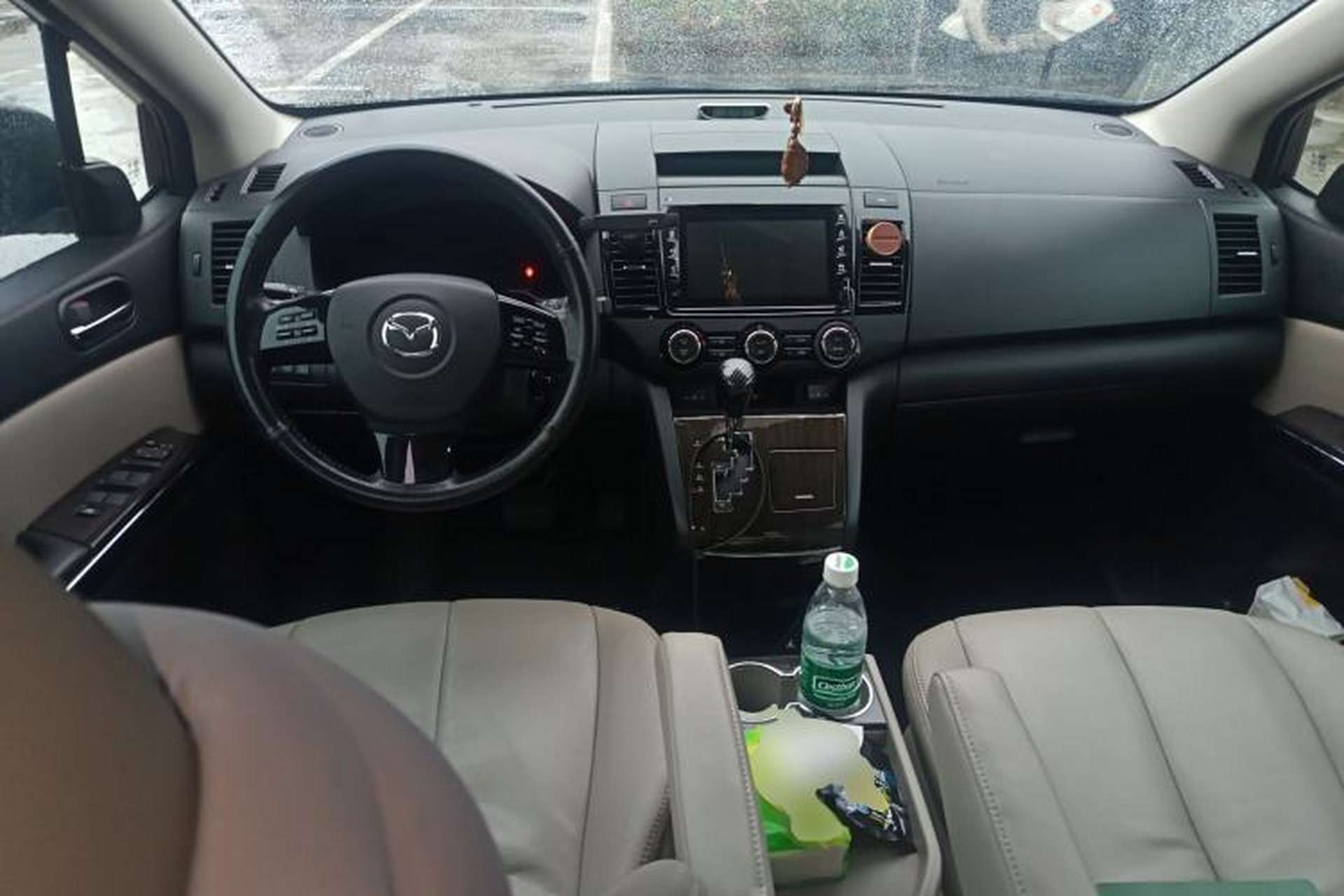 Used Mazda 8 2015 2.5L Flagship Edition Center Console