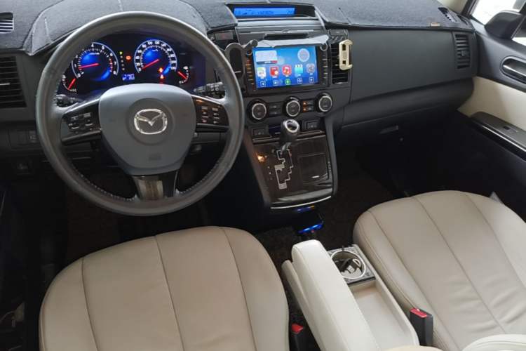 Used Mazda 8 2015 2.5L Ultimate Edition Center Console