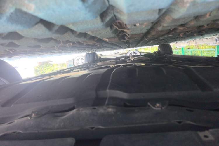 Used Mazda 8 2015 2.5L Flagship Edition Chassis Front