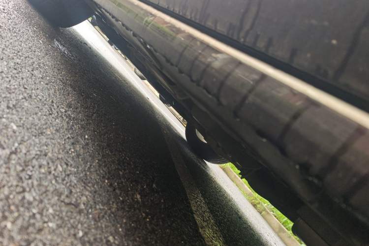 Used Mazda 8 2015 2.5L Flagship Edition Chassis Front Left