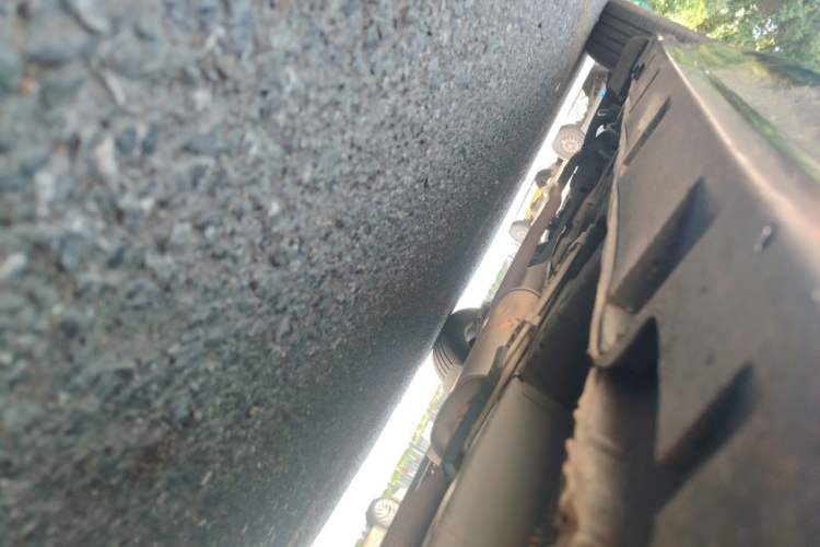 Used Mazda 8 2015 2.5L Ultimate Edition Chassis Front Right