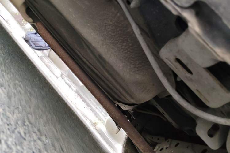 Used Mazda 8 2015 2.5L Ultimate Edition Chassis Front Right