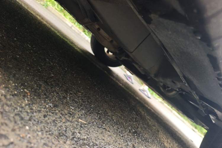 Used Mazda 8 2015 2.5L Flagship Edition Chassis Front Right