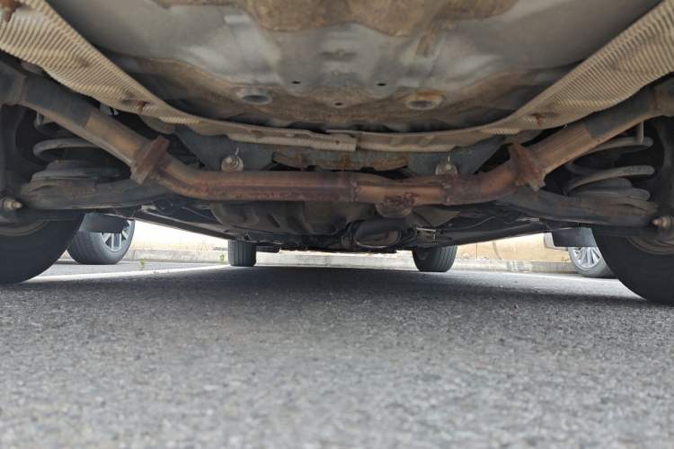 Used Mazda 8 2015 2.5L Elite Edition Chassis Rear