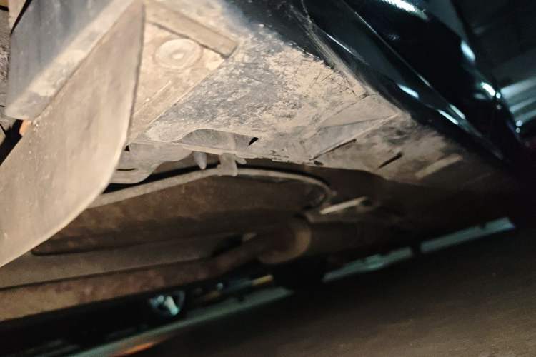Used Mazda 8 2015 2.5L Ultimate Edition Chassis Rear Right