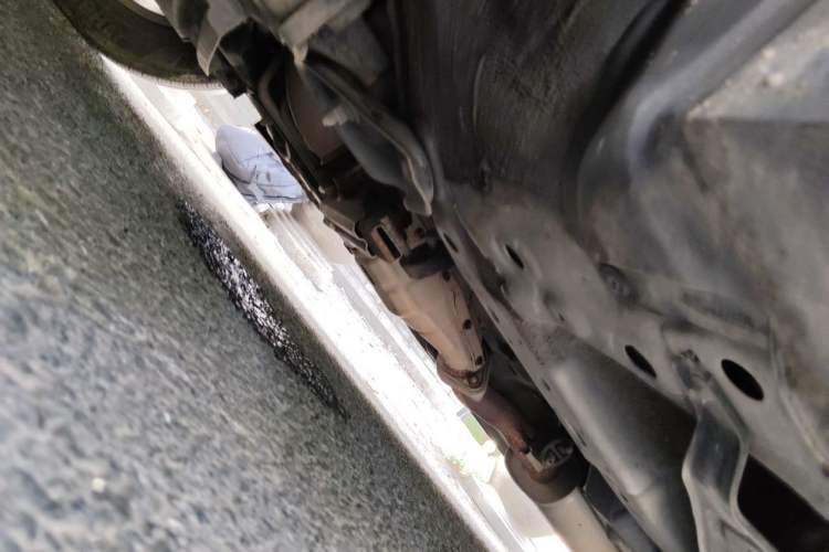 Used Mazda 8 2015 2.5L Ultimate Edition Chassis Rear Right