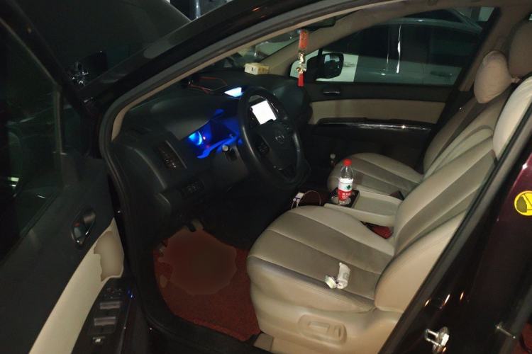 Used Mazda 8 2015 2.5L Ultimate Edition Driver Seat