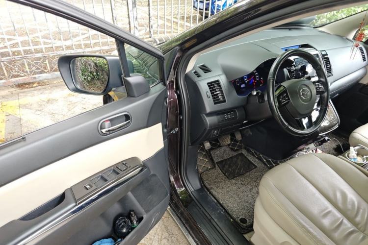 Used Mazda 8 2015 2.5L Ultimate Edition Driver Seat