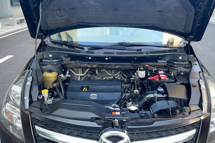 Used Mazda 8 2015 2.5L Ultimate Edition Engine Bay