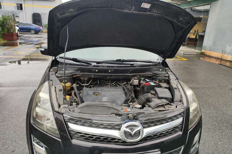 Used Mazda 8 2015 2.5L Flagship Edition Engine Bay