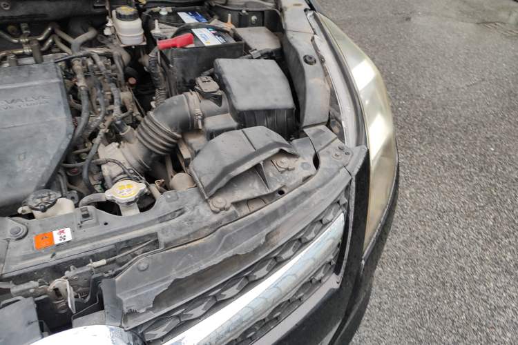 Used Mazda 8 2015 2.5L Flagship Edition Engine Bay Left