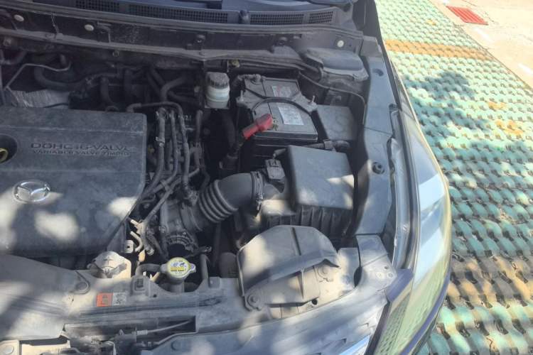 Used Mazda 8 2015 2.5L Flagship Edition Engine Bay Left