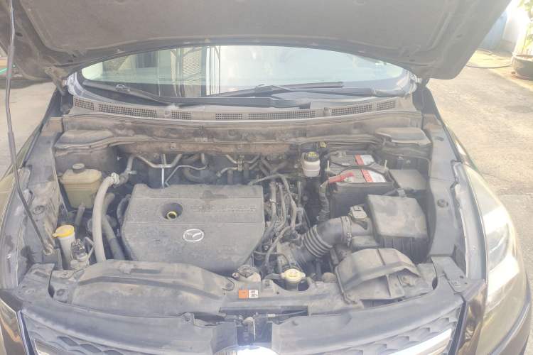 Used Mazda 8 2015 2.5L Flagship Edition Engine Bay