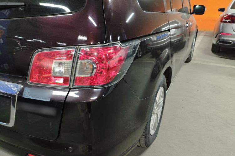 Used Mazda 8 2015 2.5L Ultimate Edition Exterior 6