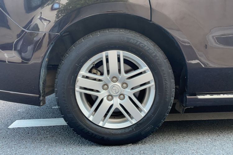 Used Mazda 8 2015 2.5L Ultimate Edition Exterior 8