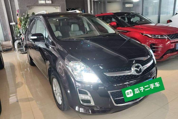 Used Mazda 8 2015 2.5L Ultimate Edition Front Right 45 Deg