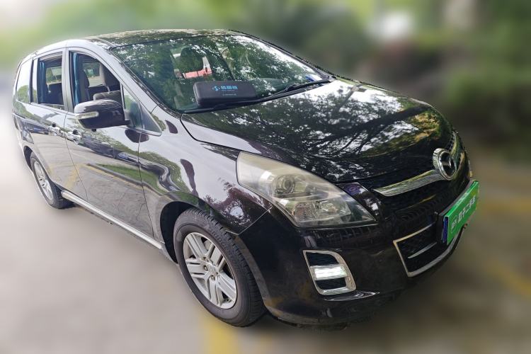 Used Mazda 8 2015 2.5L Ultimate Edition Front Right 45 Deg
