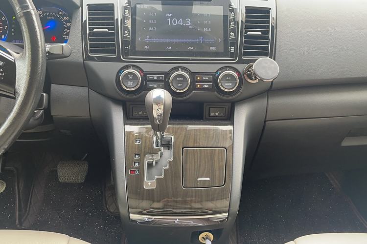Used Mazda 8 2015 2.5L Flagship Edition Gear Lever
