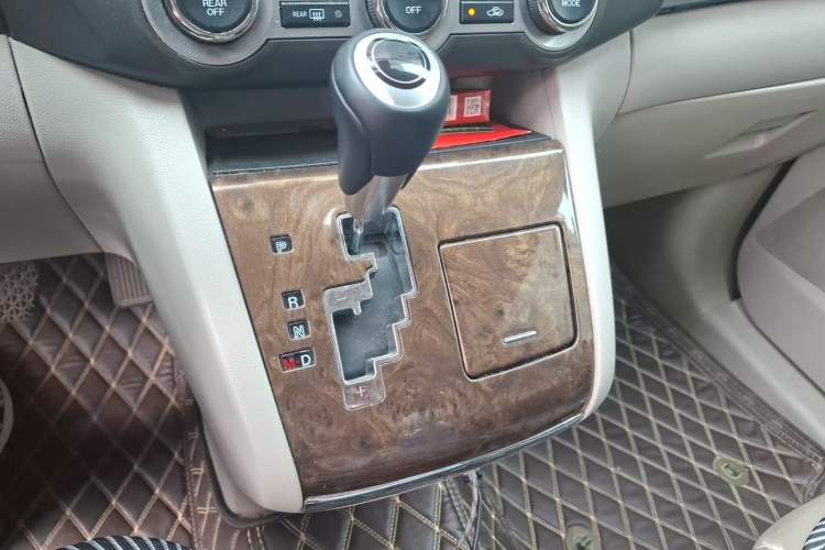 Used Mazda 8 2015 2.5L Flagship Edition Gear Lever