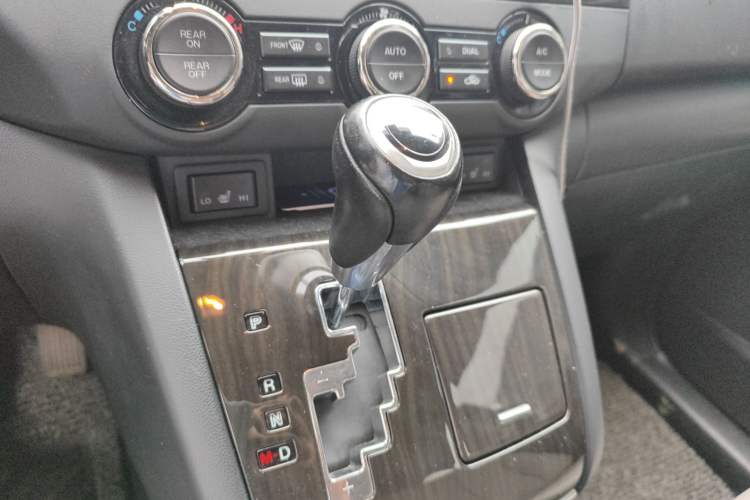 Used Mazda 8 2015 2.5L Flagship Edition Gear Lever