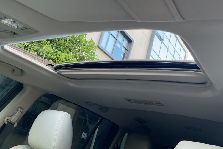 Used Mazda 8 2015 2.5L Ultimate Edition Headliner