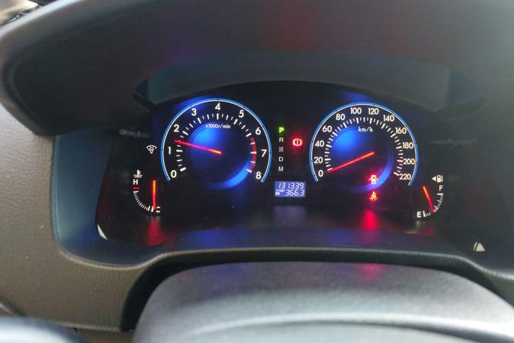 Used Mazda 8 2015 2.5L Flagship Edition Instrument Cluster
