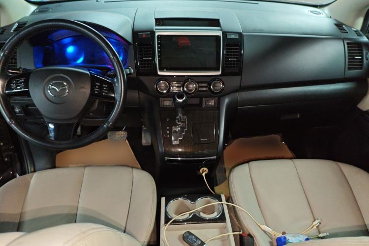 Used Mazda 8 2015 2.5L Ultimate Edition Interior 2