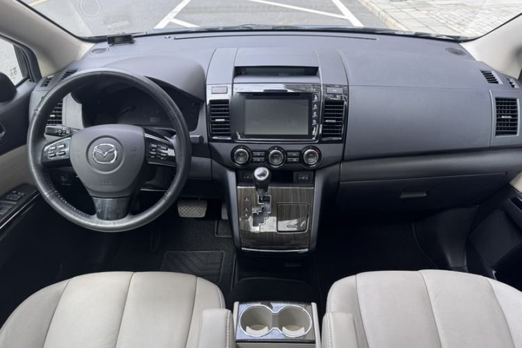 Used Mazda 8 2015 2.5L Flagship Edition Interior 2