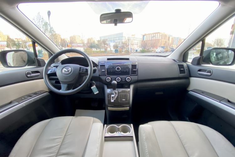 Used Mazda 8 2015 2.5L Elite Edition Interior 3